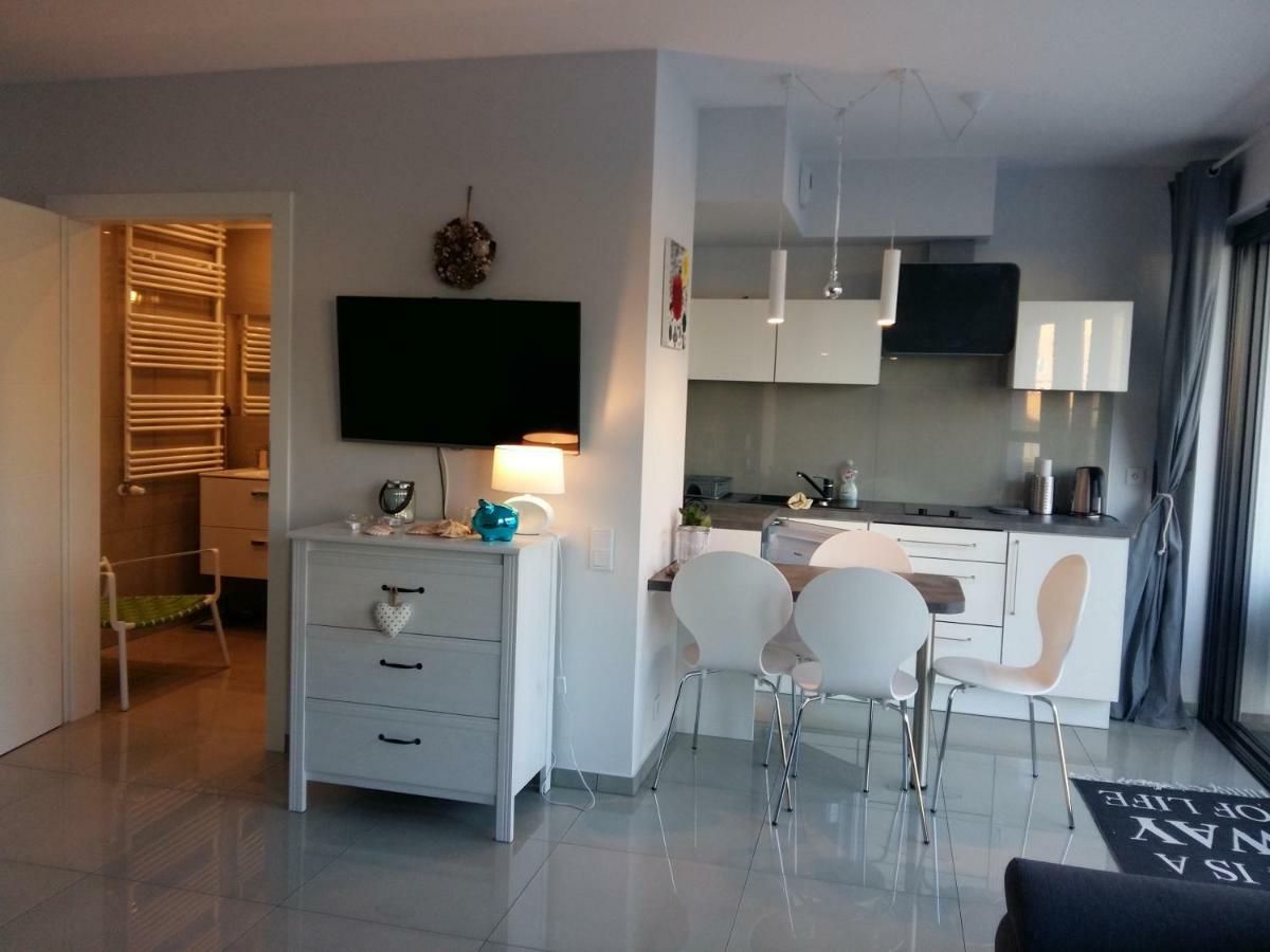 Gracja Horyzont-Apartament Z Parkingiem Miedzyzdroje Exterior foto